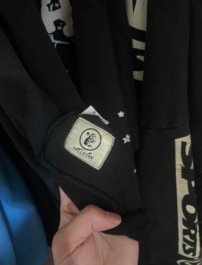 ヘルスターパーカー