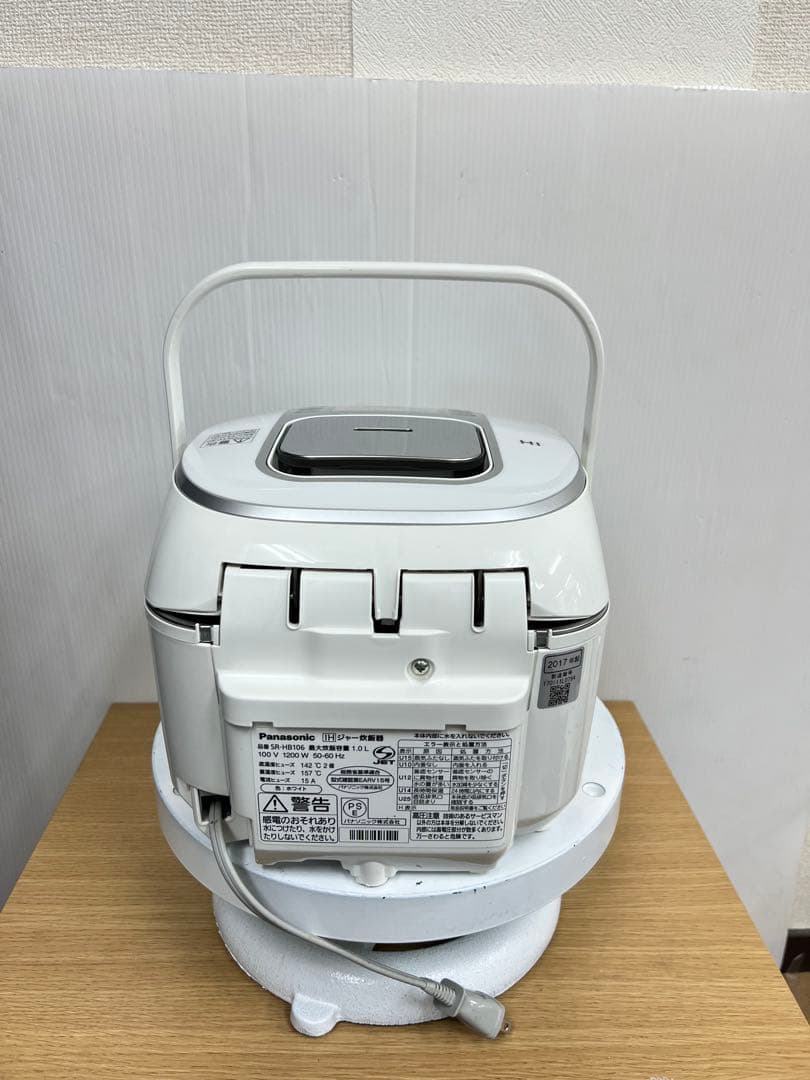 Panasonic IHジャー炊飯器 SR-HB106 1.0L 2017年製