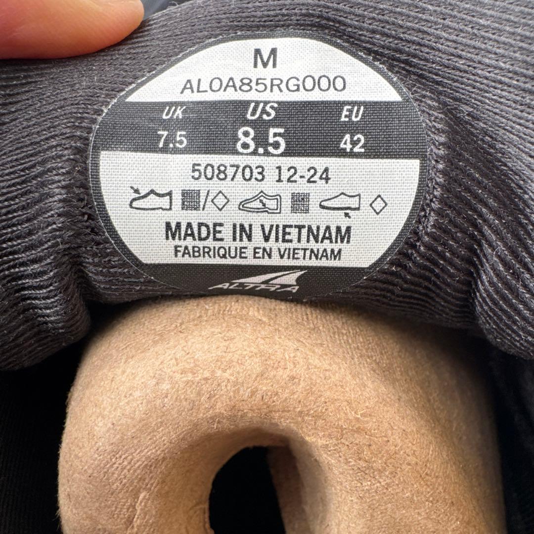 s*e様 Altra Lone Peak 9+ 26.5cm ブラック 8.5