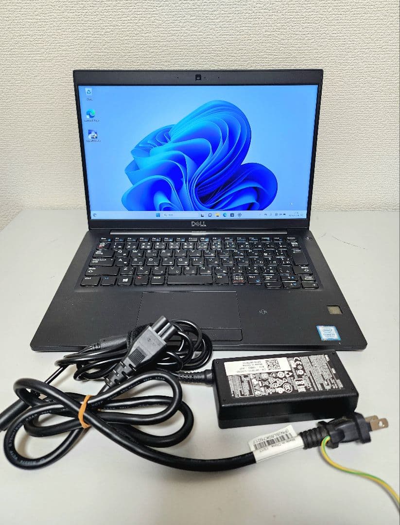 美品　DELL Latitude 7390 i5 8GB 256GB