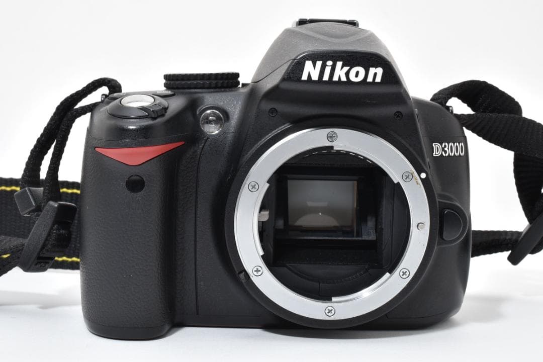 ★撮影枚数4,719枚・超美品★ ニコン D3000 ボディ #21380