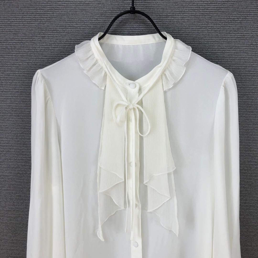LOULOU WILLOUGHBY ヨーリューフリルタイブラウス オフホワイト