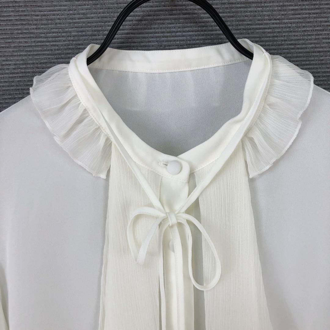 LOULOU WILLOUGHBY ヨーリューフリルタイブラウス オフホワイト