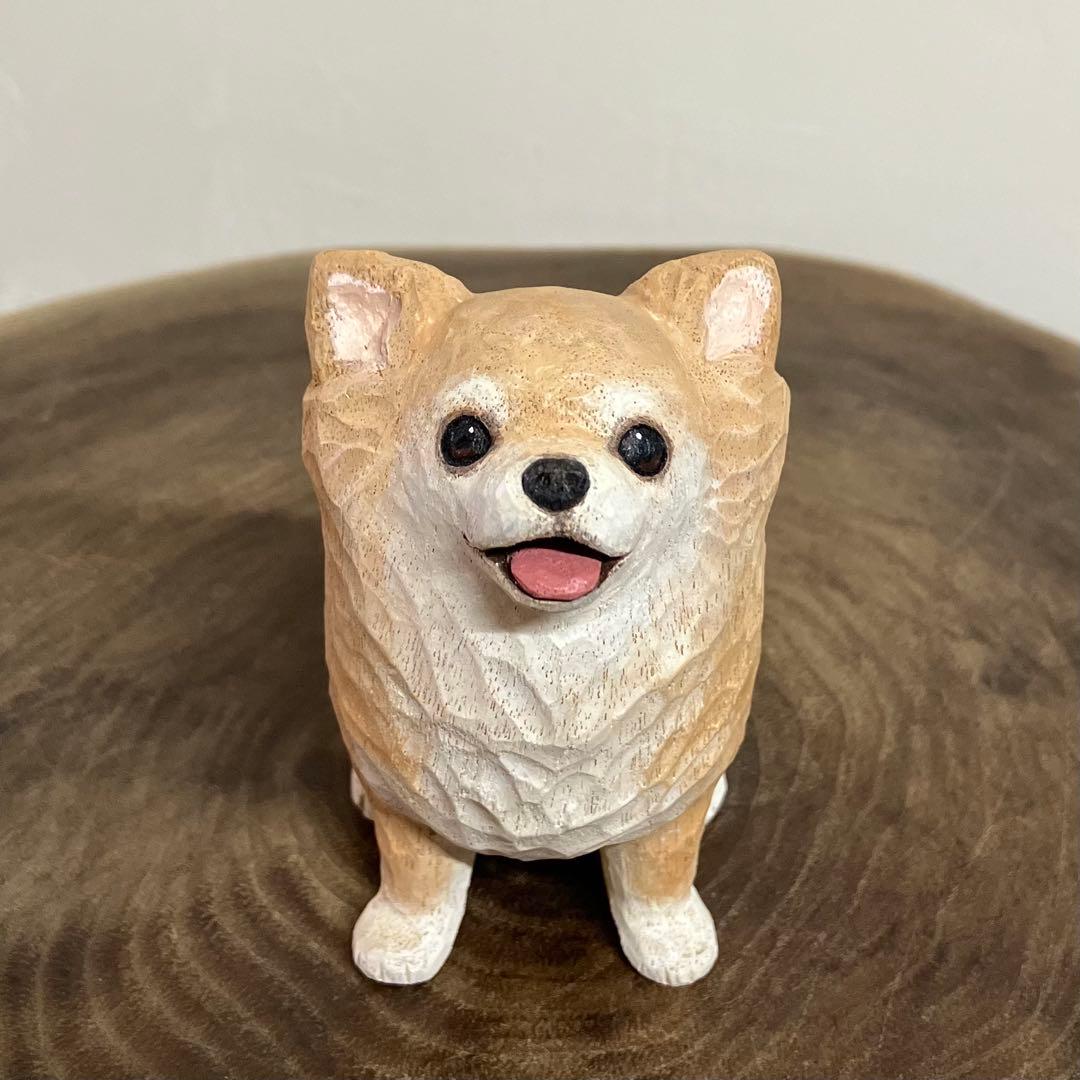木彫りのチワワ(フォーン)