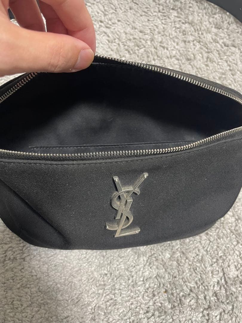 Saint Laurent モノグラム ボディーバッグ美品