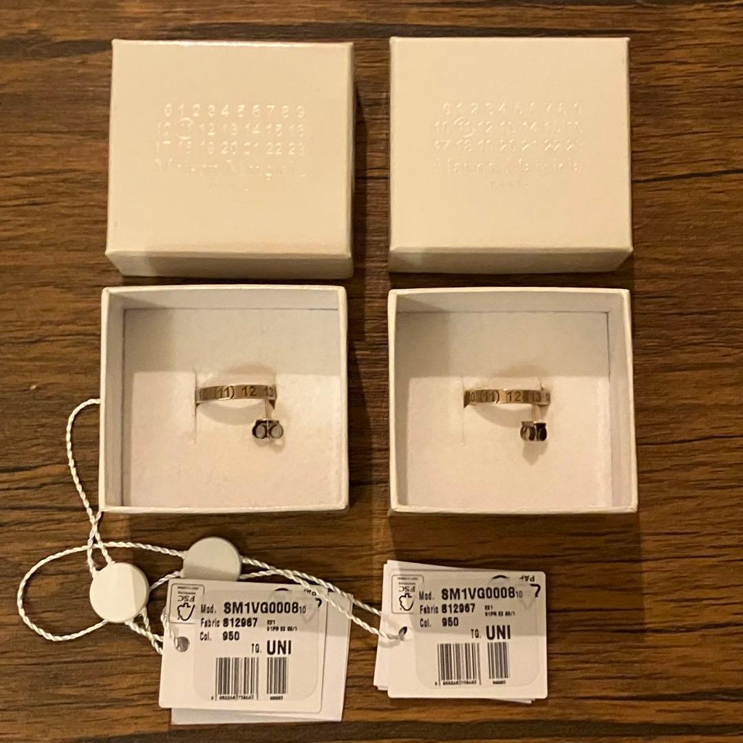 マルジェラ ナンバーピアス 両耳