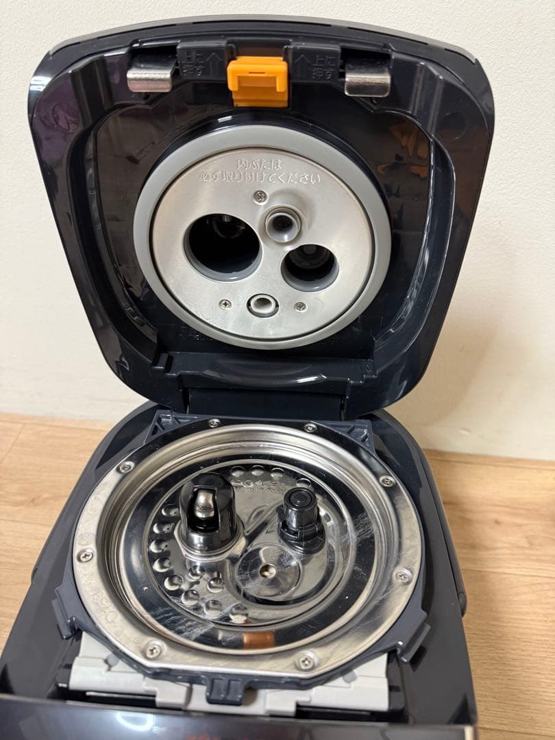 ZOJIRUSHI NP-RT05 圧力IH 2024年製　動作確認済み