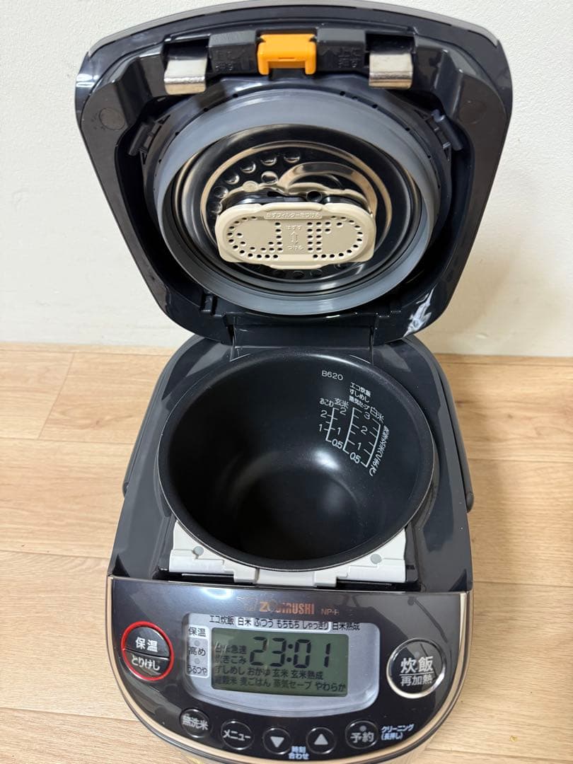 ZOJIRUSHI NP-RT05 圧力IH 2024年製　動作確認済み