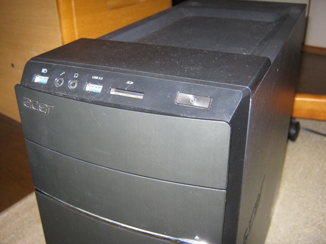 更に値下　core i7-4770搭載　Acer デスクトップパソコン