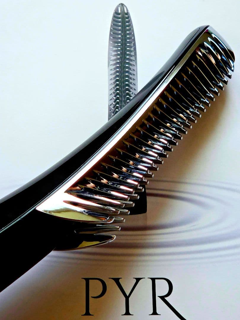 PYR♡パイラブラッシュ 美顔器 セラム付き