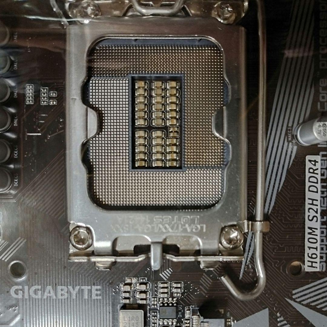 マザーボード(H610M.G41M)とグラボ