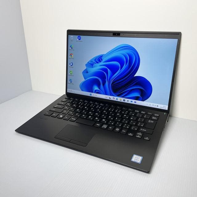 薄型軽量モデル★バッテリー7時間でWin11のVAIOPROPKノートパソコン