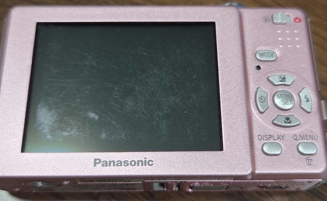 デジタルカメラ　Panasonic DMC-FS6 ピンク
