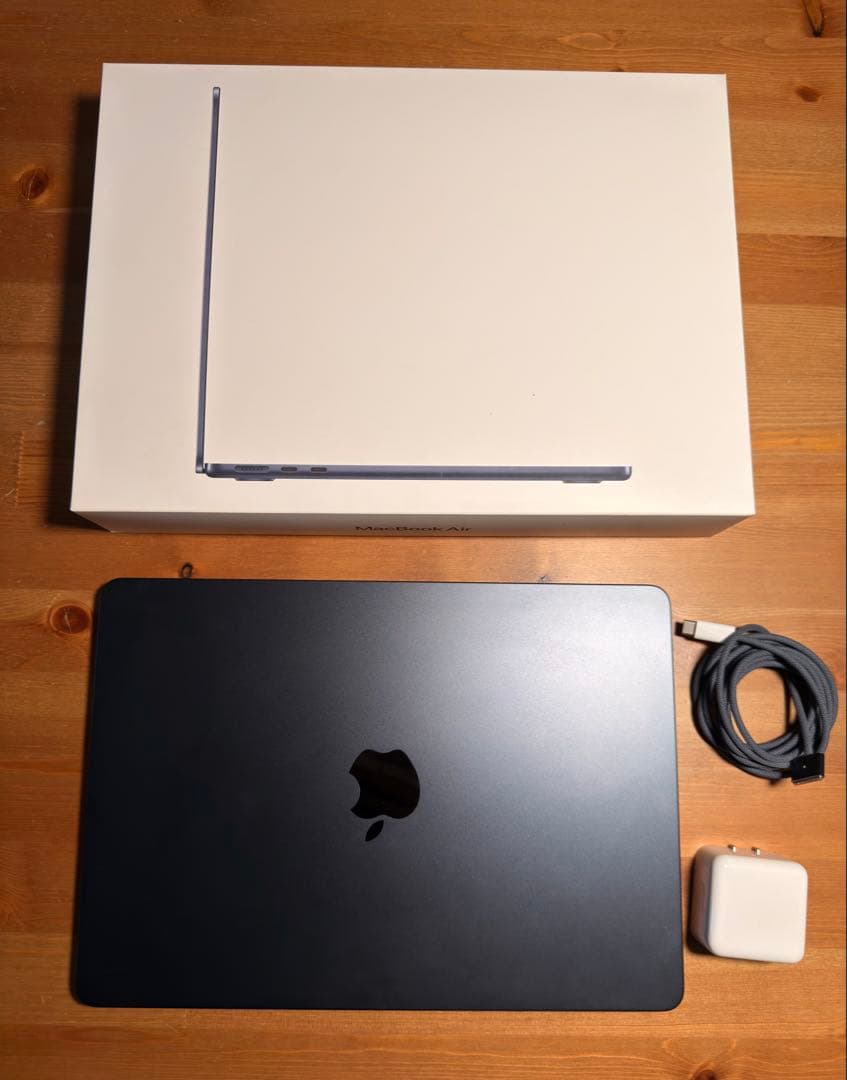 Apple MacBook 13インチ M4 24GB/1TB US配列 13”