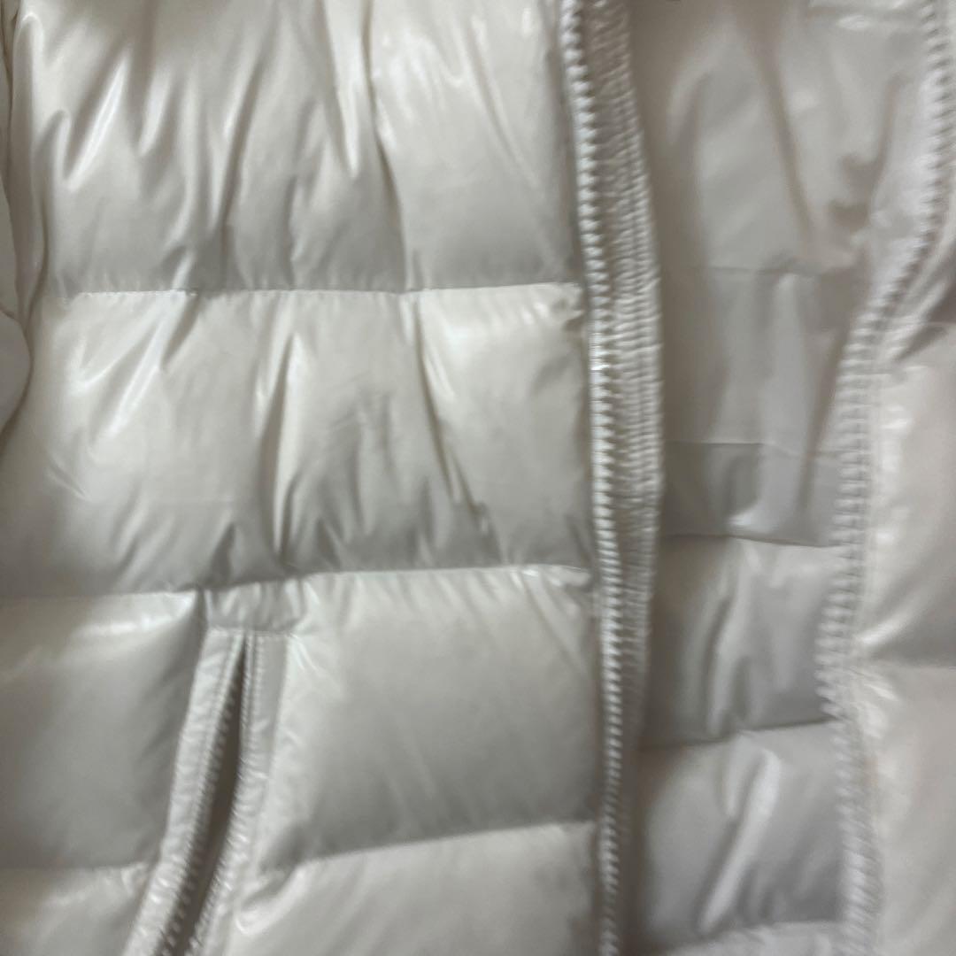 モンクレMAYA白ダウン