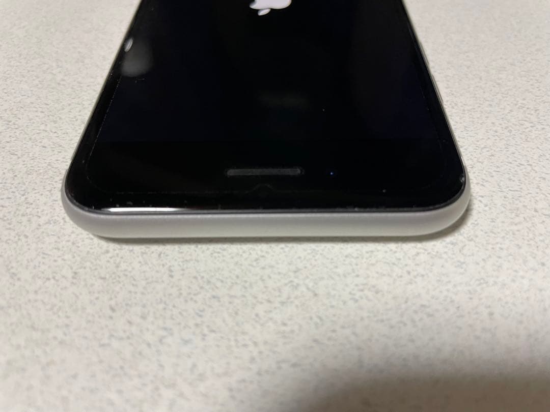 ★状態良好★iPhoneSE2（第2世代）【64GB】WHITE 白 本体のみ