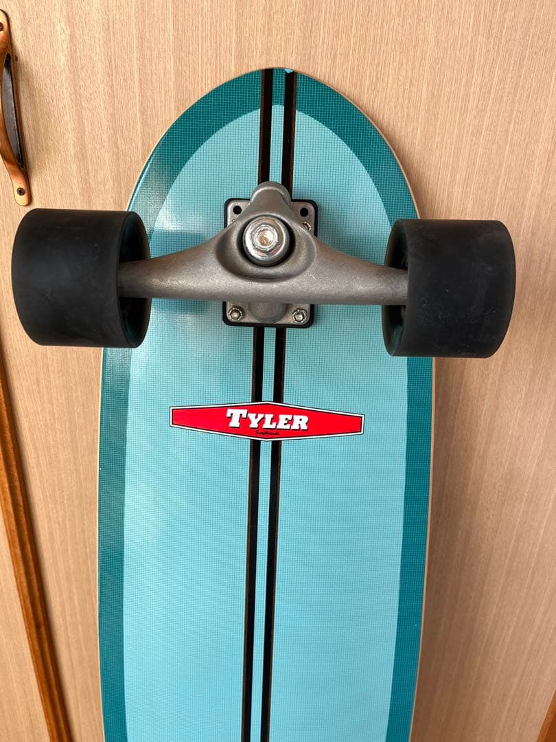 カーバースケートボードTYLER 777Surfskate 36.5