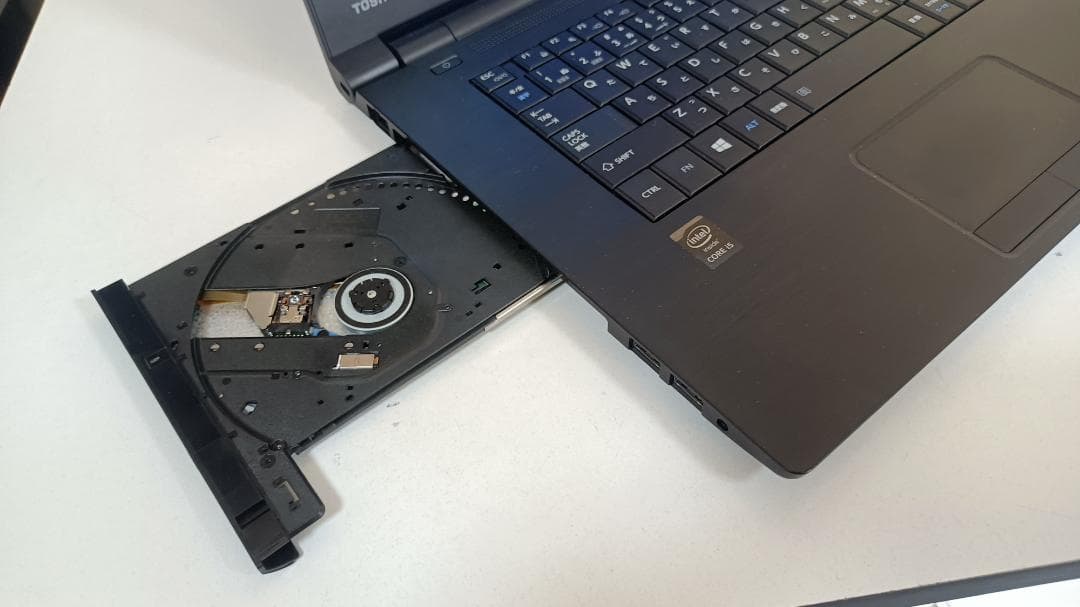 美品ノートパソコンTOSHIBA第五世代Core i5 SSD128Gメモリ8G