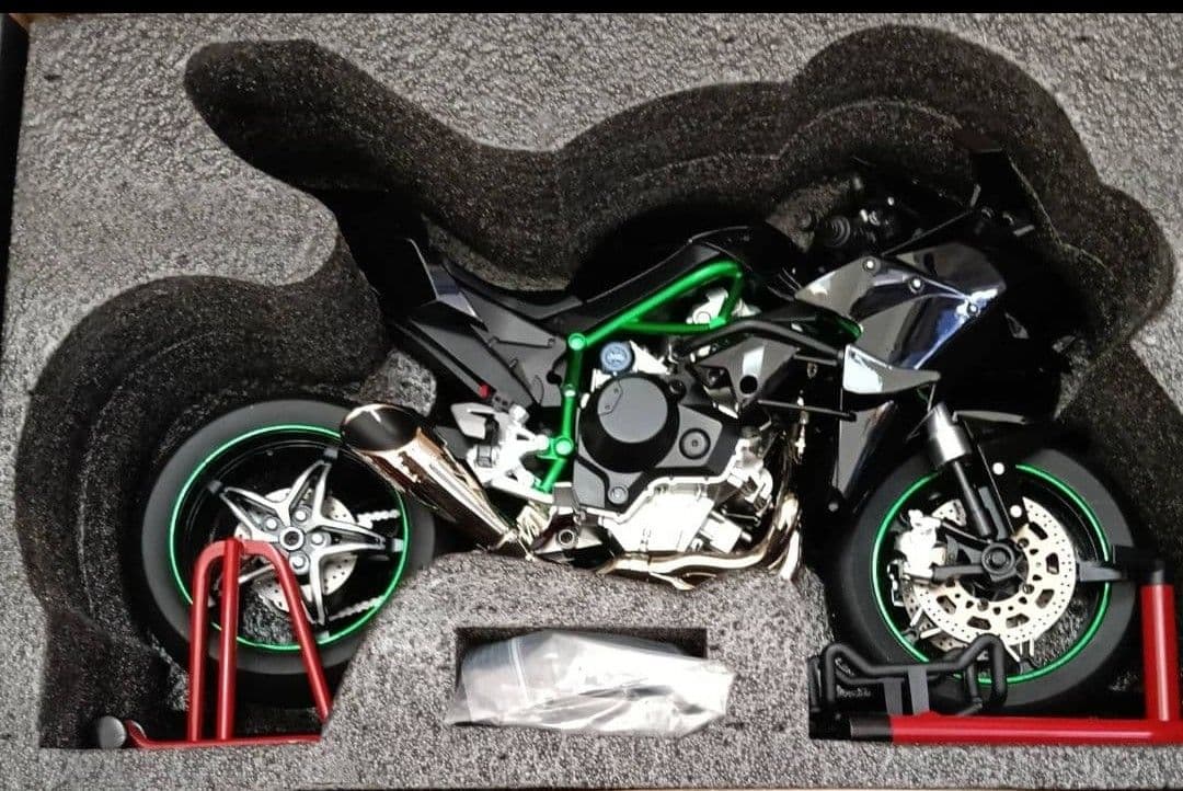 新品未使用　1/6　バイク完成品　アクションフィギュア　ブラック