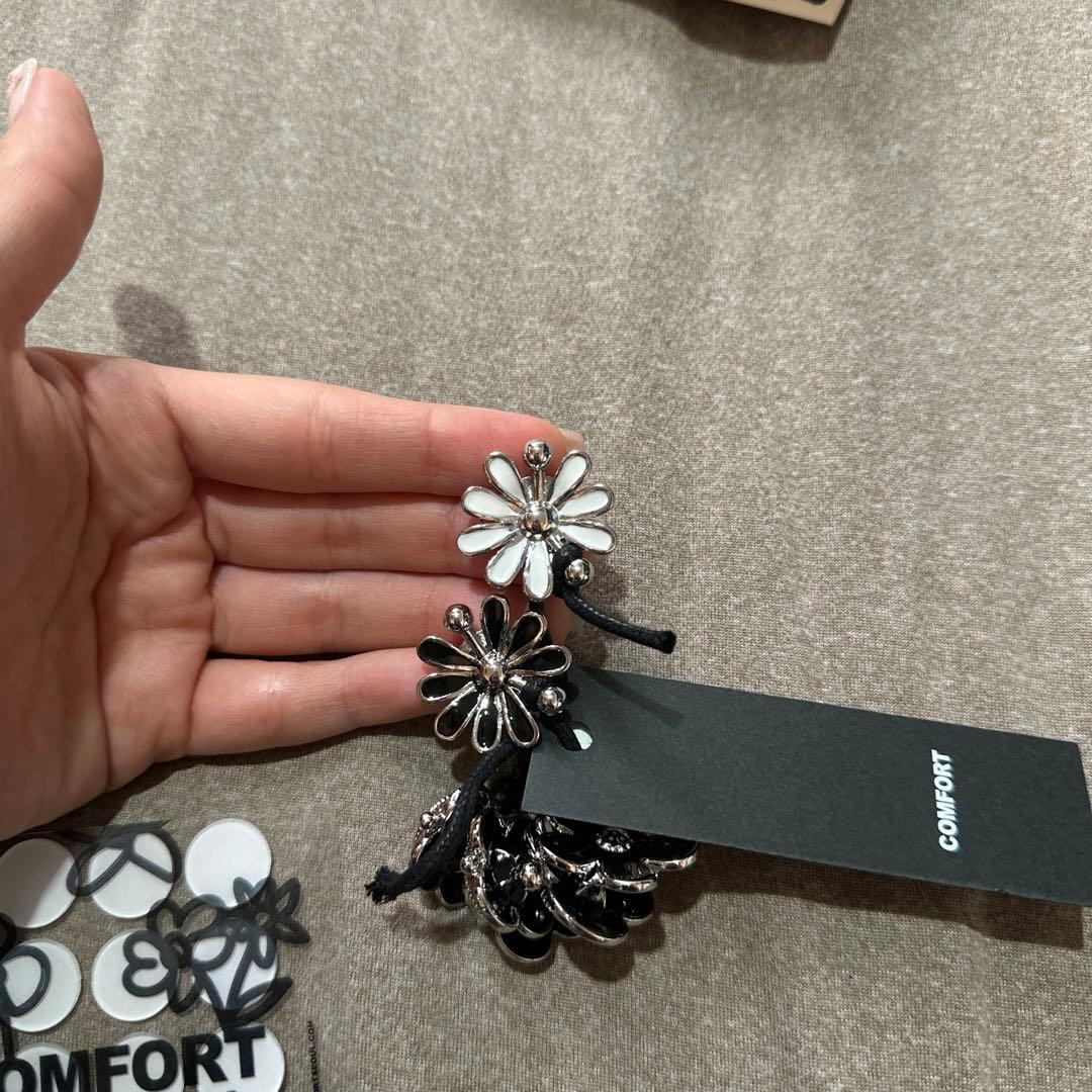 COMFORT 韓国　ソウル　FLEUR_Mono