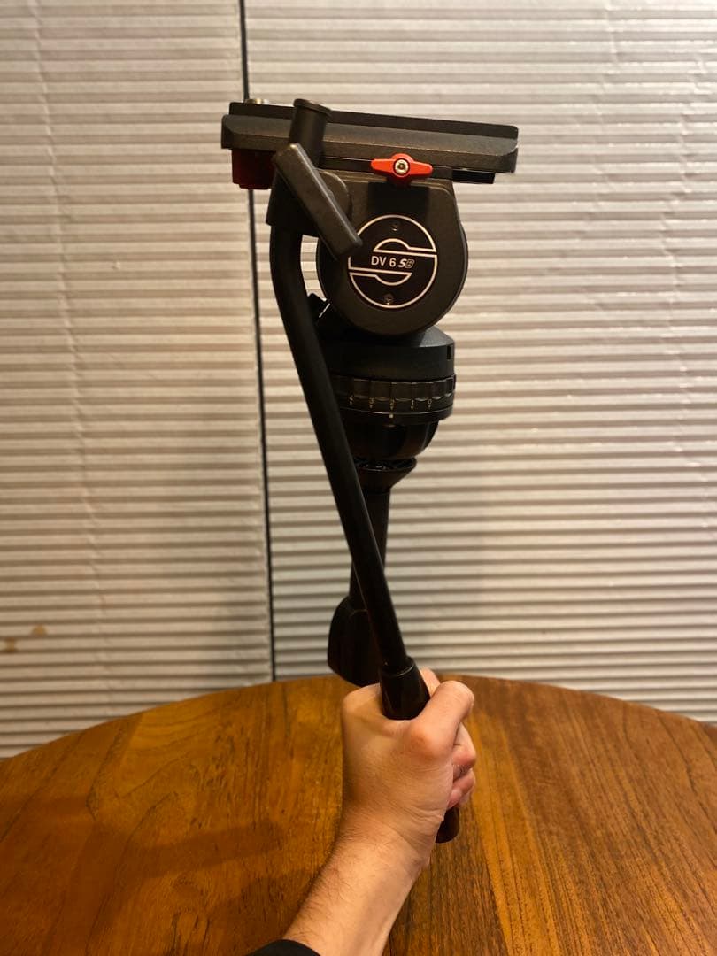 ビデオカメラ Sachtler DV6SB