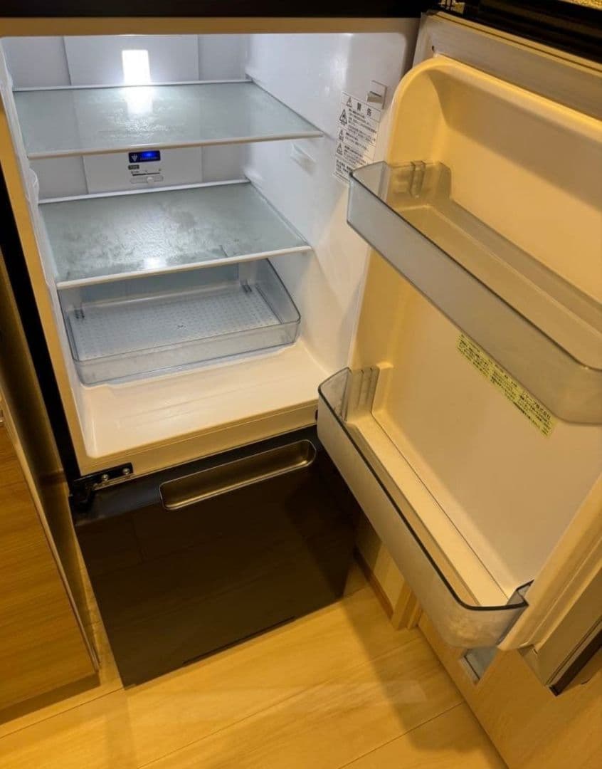 【2024年製美品】SHARP 2ドア冷蔵庫 SJ-GD15K-B　ブラック