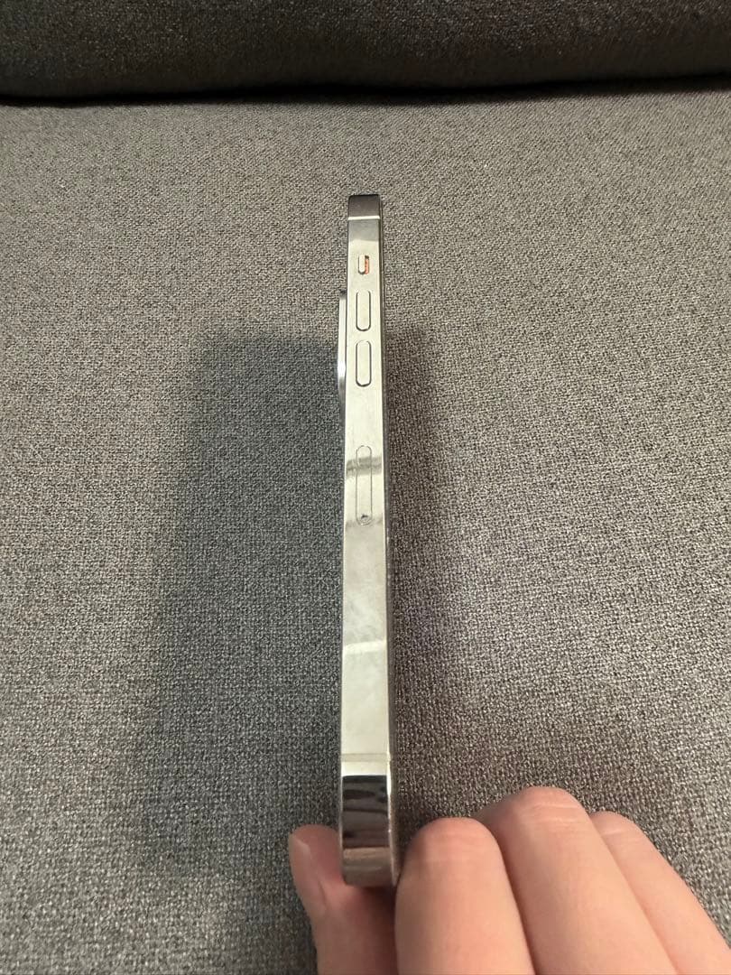 iPhone 14 Pro 本体 iFaceケース付き