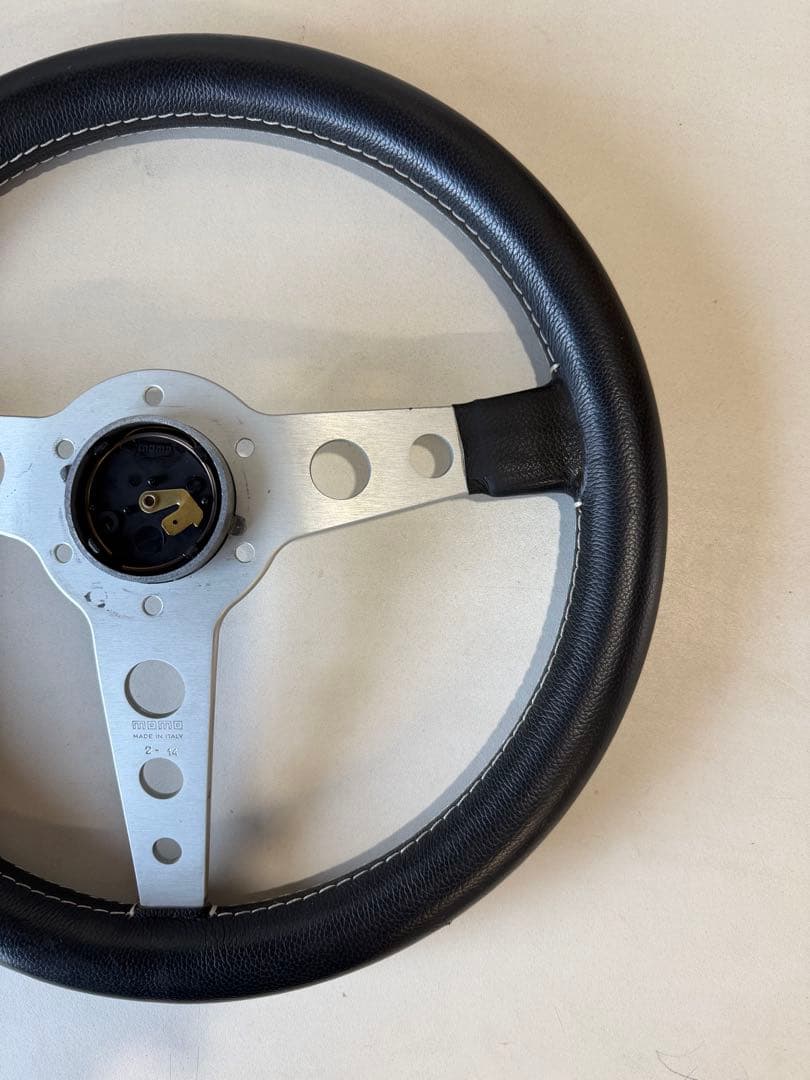 MOMO モモ　prototipo ステアリング　350 ホーンボタン 美品
