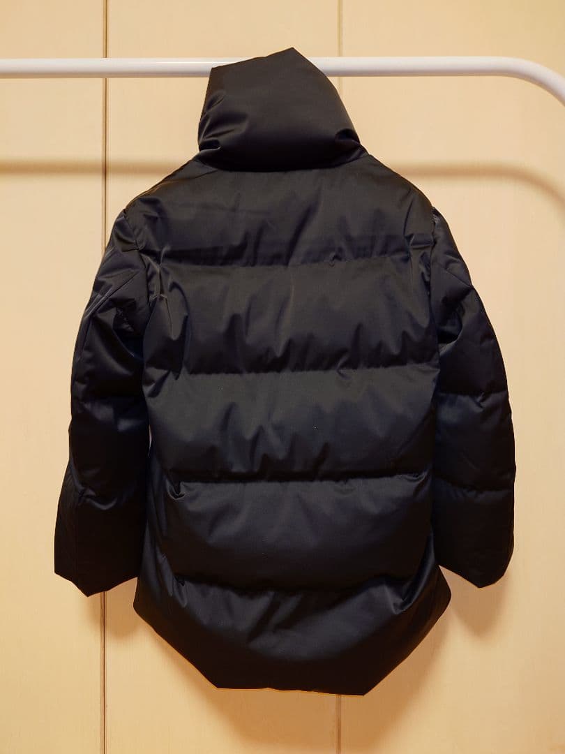 ユニクロ　+J復刻ダウンボリュームジャケット　Mサイズ　ブラック