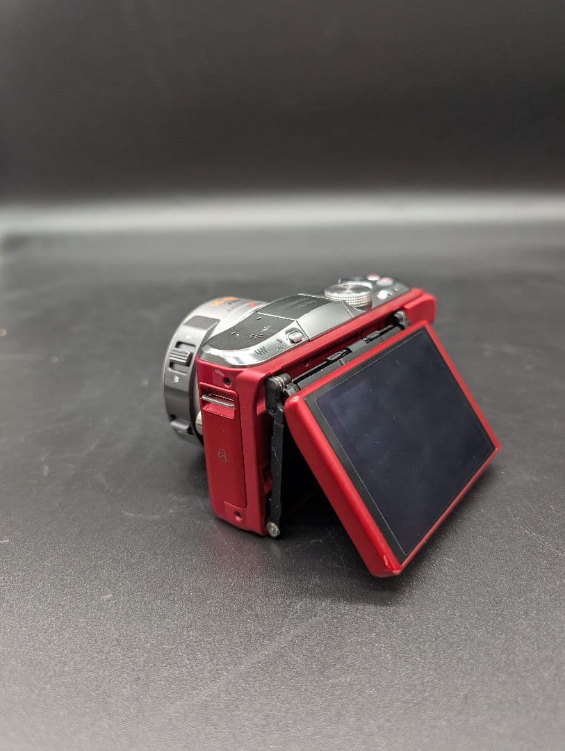 【動作確認OK・美品】Panasonic DMC-GF6 ミラーレス　レッド