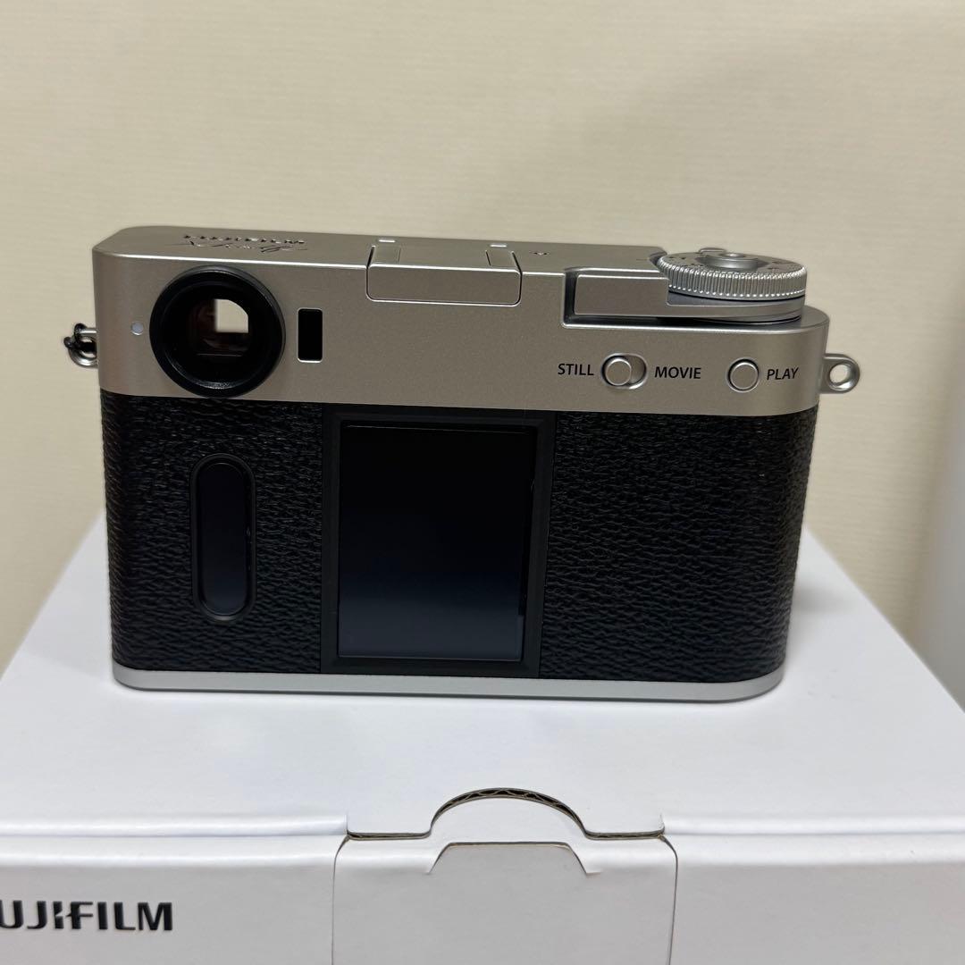 FUJIFILM X half シルバー