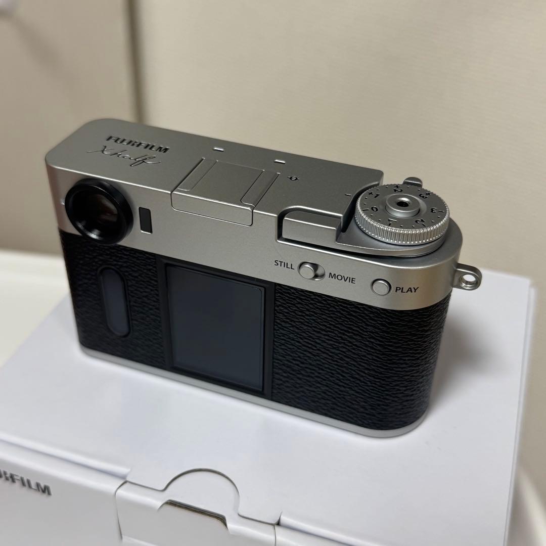 FUJIFILM X half シルバー