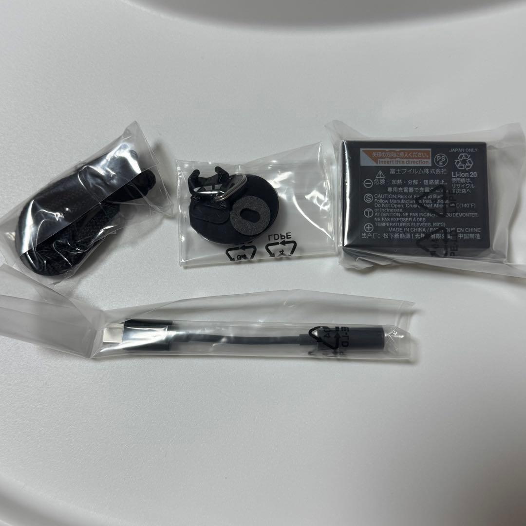 FUJIFILM X half シルバー