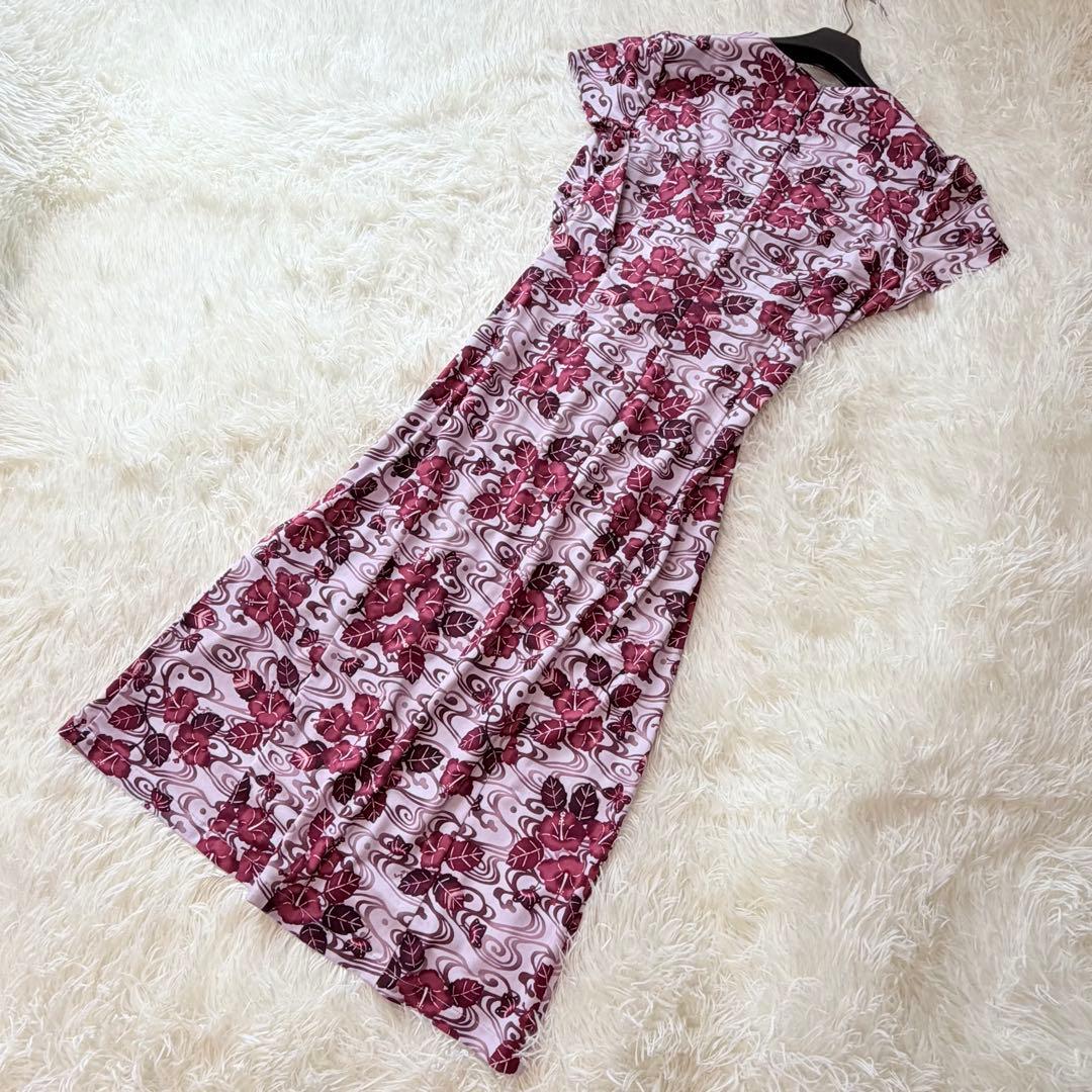 美品　9号　kayme ケイミー　紅ハイビスカス　ツイストワンピ　花柄　ピンク