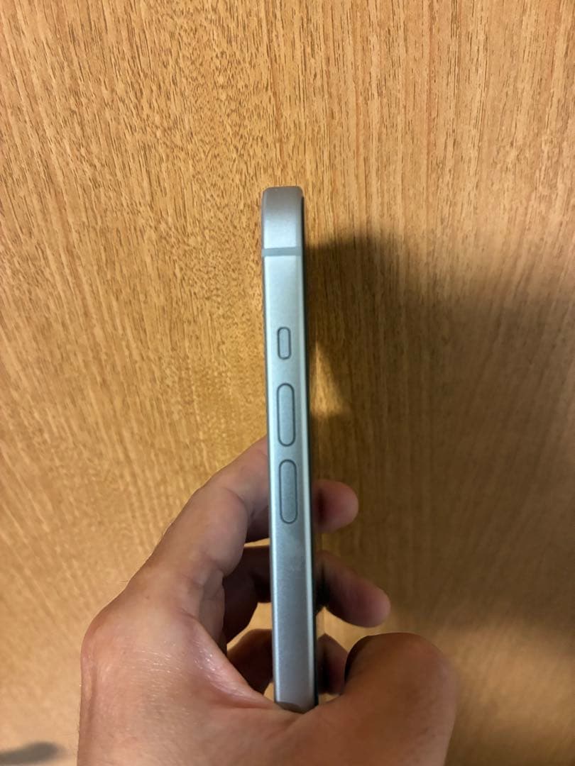 【使用期間8ヶ月】iPhone 15 バッテリー容量98% ブルー128GB