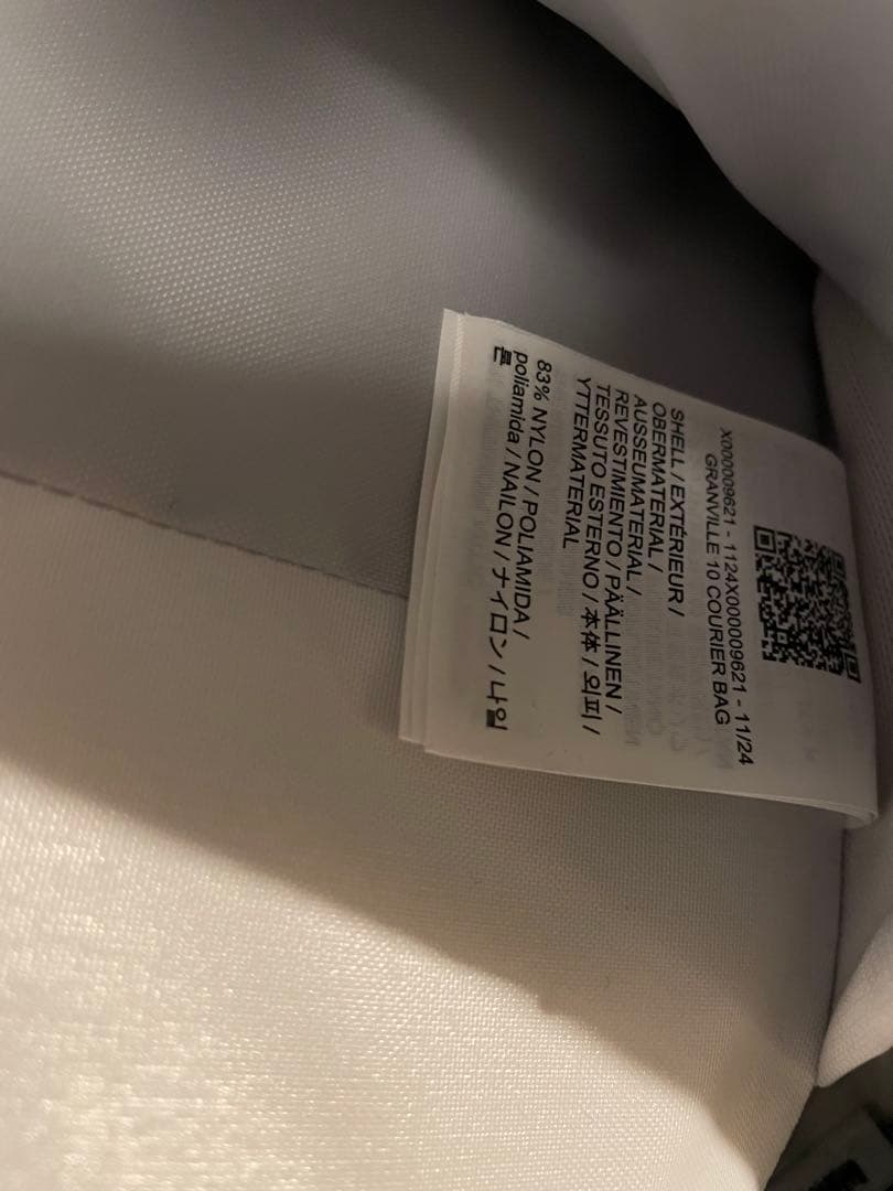 ⭐︎新品未使用⭐︎アークテリクス　グランヴィル10 クーリエ　BLACK 男女兼用