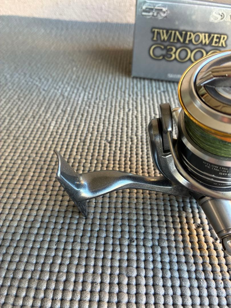 SHIMANO 08 TWIN POWER C3000 スピニングリール