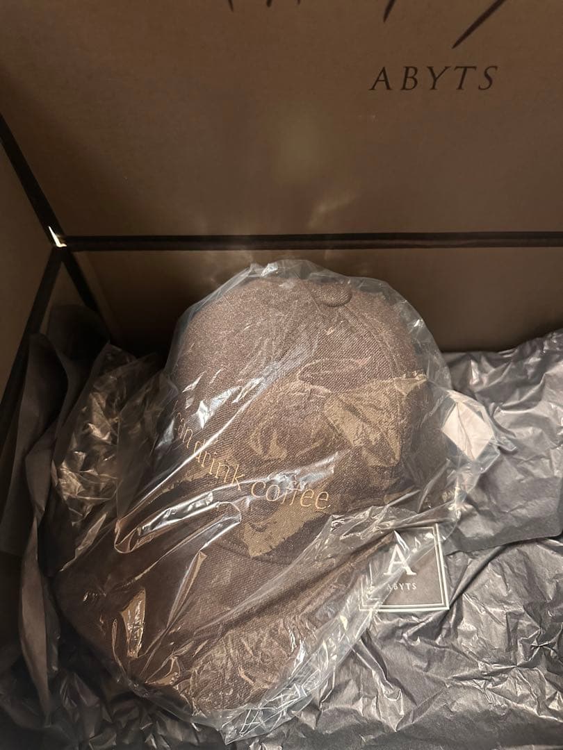 ABYTS I can drink coffee キャップ　ブラウン