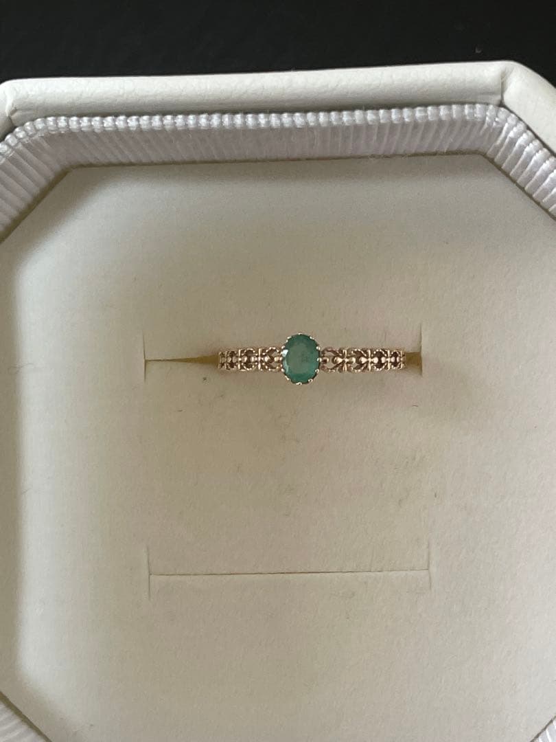 ジュエリーツツミ　k10 エメラルドリング