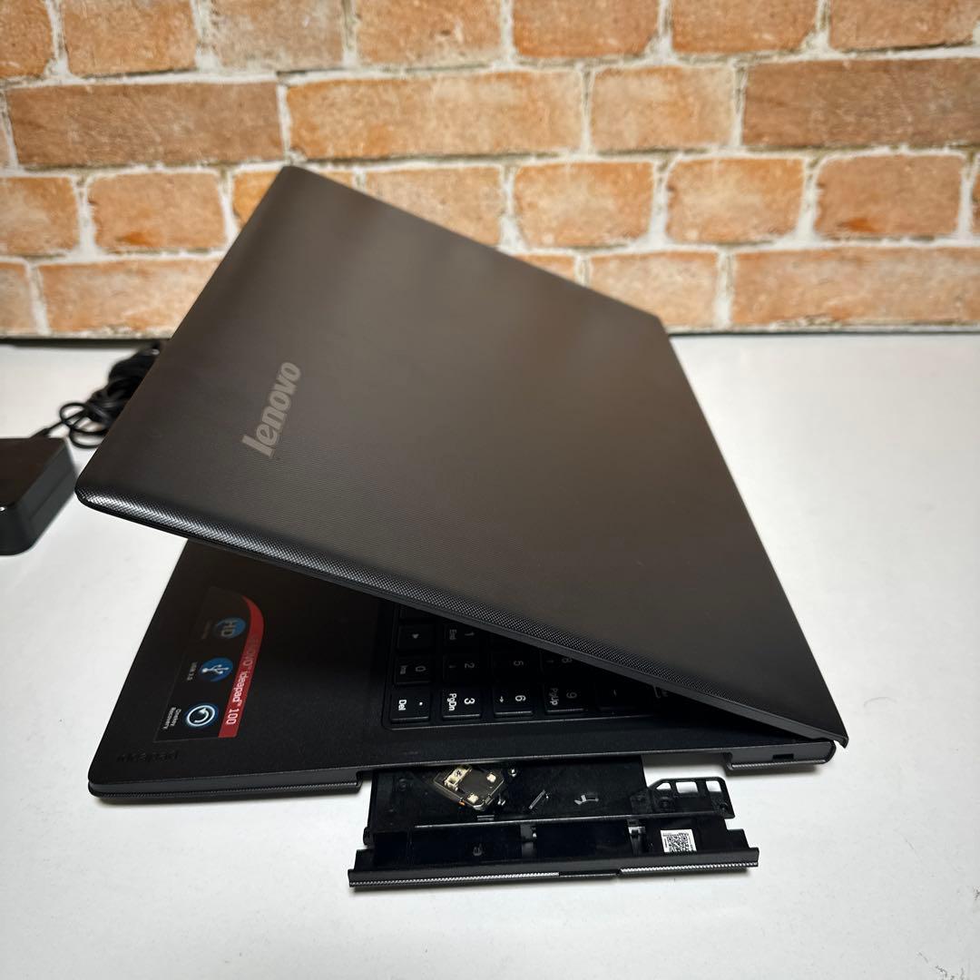 LENOVOノート PC Webカメラ　Windows 11 オフィス2024年