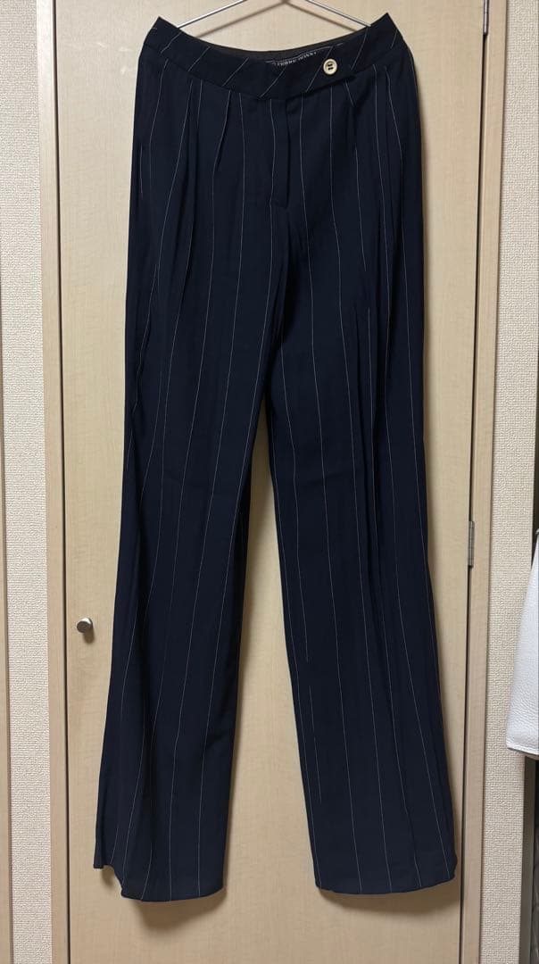 GIANFRANCO FERRE ネイビー ストライプスーツ40【新品未使用】