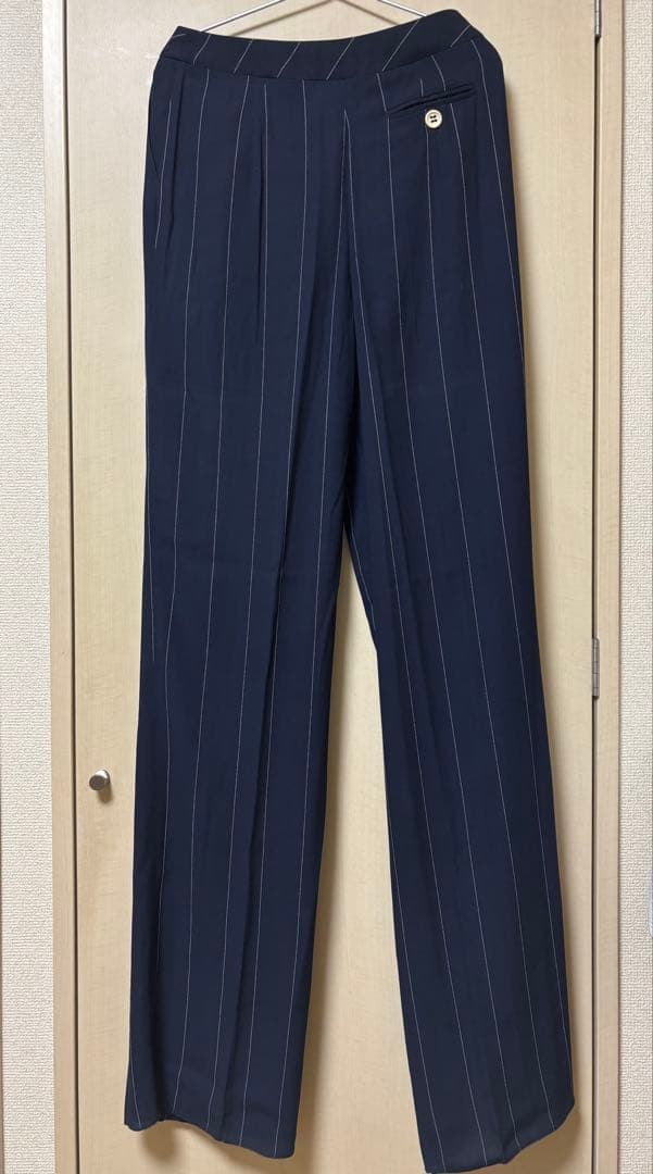 GIANFRANCO FERRE ネイビー ストライプスーツ40【新品未使用】
