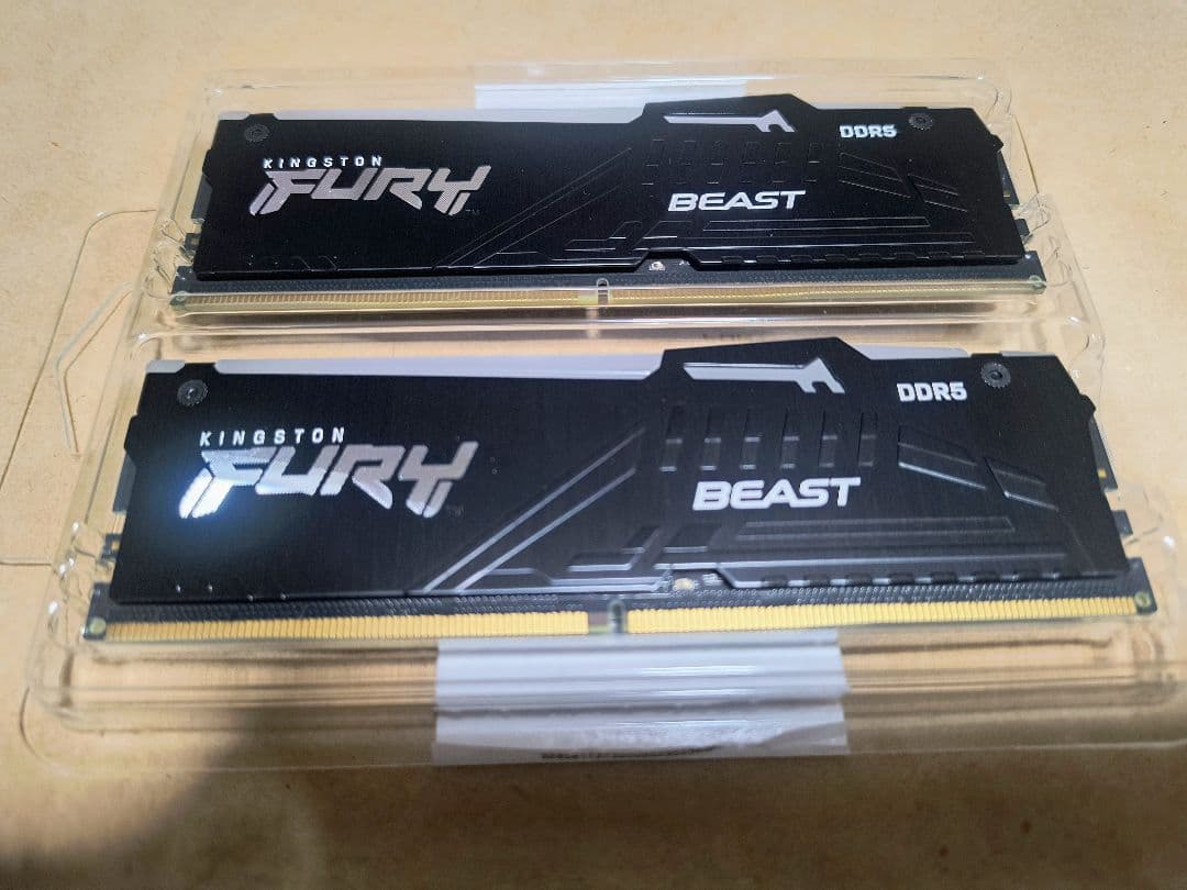 Kingston DDR5 RGB メモリ 16GB×2枚組