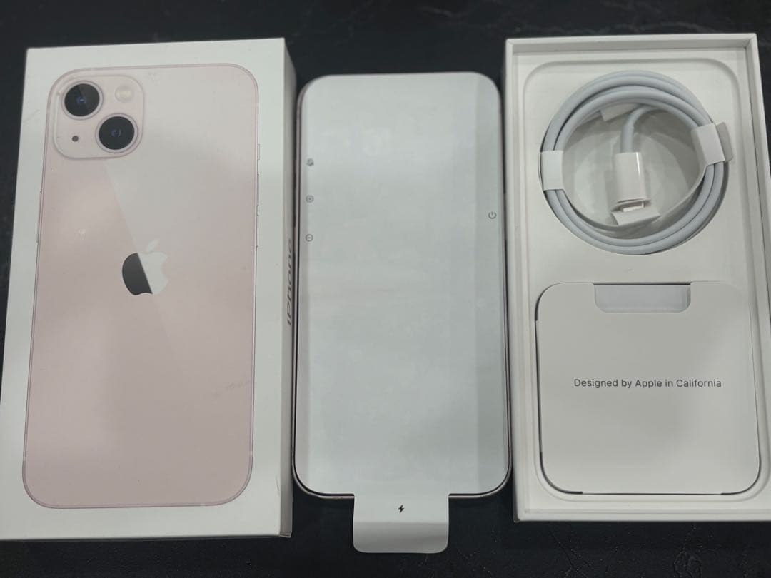 Apple iPhone 13 ピンク 128GB 本体　背面ひび割れ