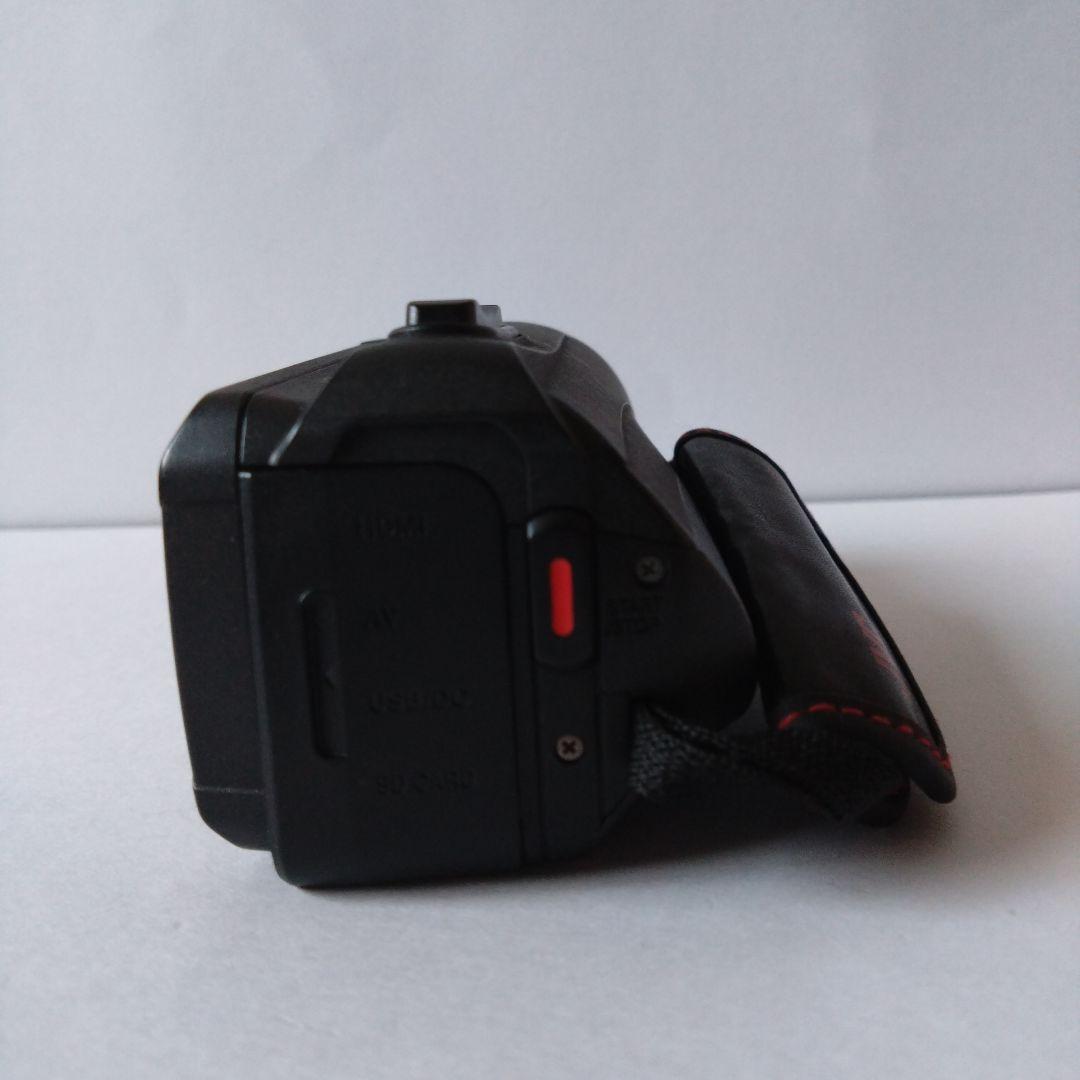 JVC製ビデオカメラGZ-RX500