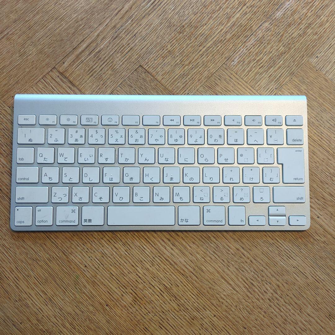 iMac (21.5-inch, Mid 2011) 本体