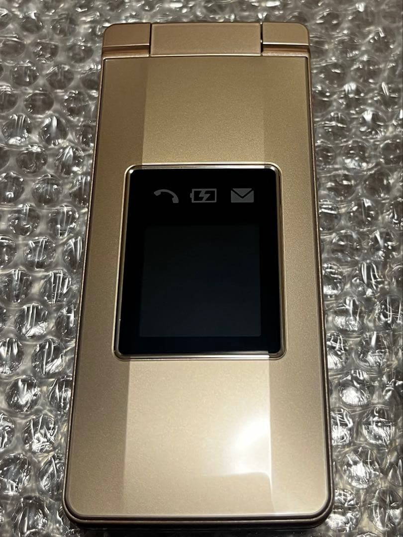 SoftBankかんたん携帯11ゴールドA207SH 充電器付