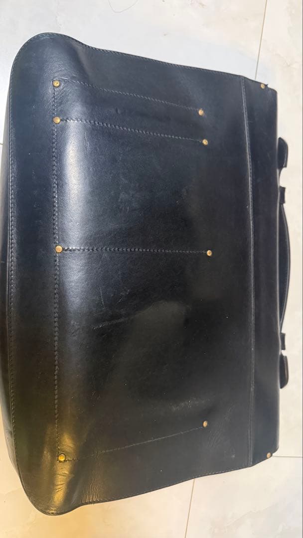 felisi フェリージ　黒　本革バック