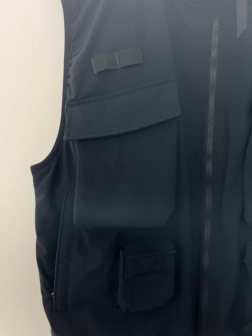 トップス THE ANTHOLOGY NYLON VEST 3D Pocket