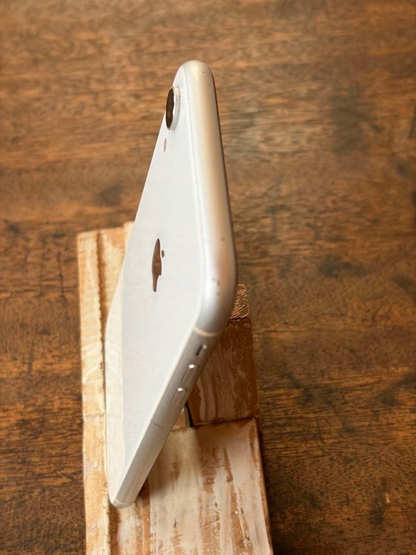 Apple iPhone XR ホワイト 本体